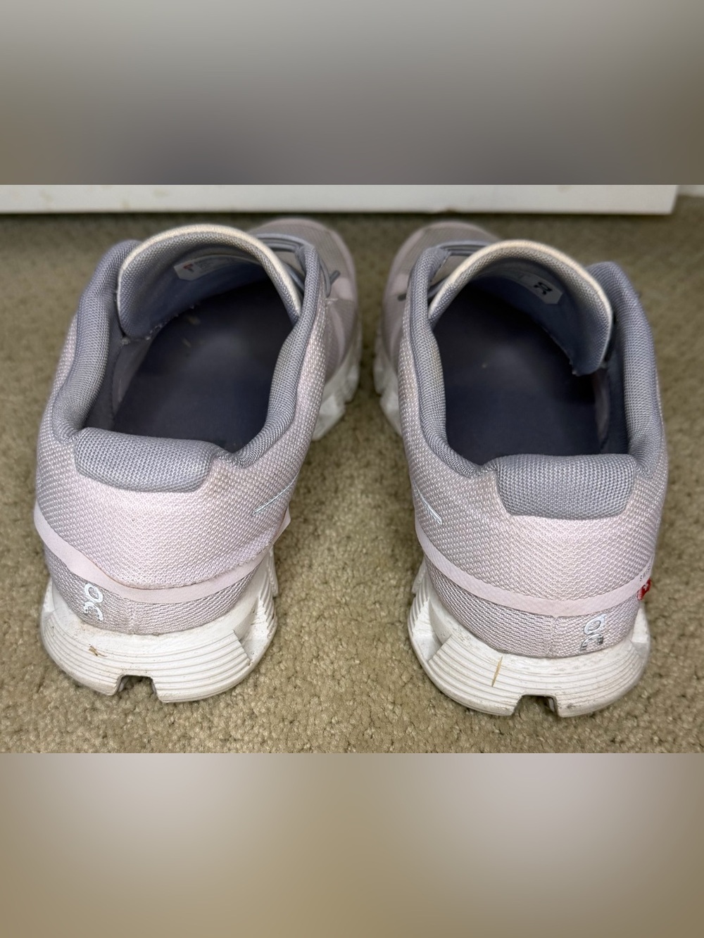 On Running Women’s Cloud Sneakers in Light Lavender - Picture 3 of 5